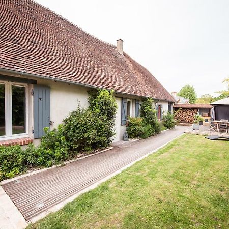 Le Clos Du Puits Maslives Esterno foto